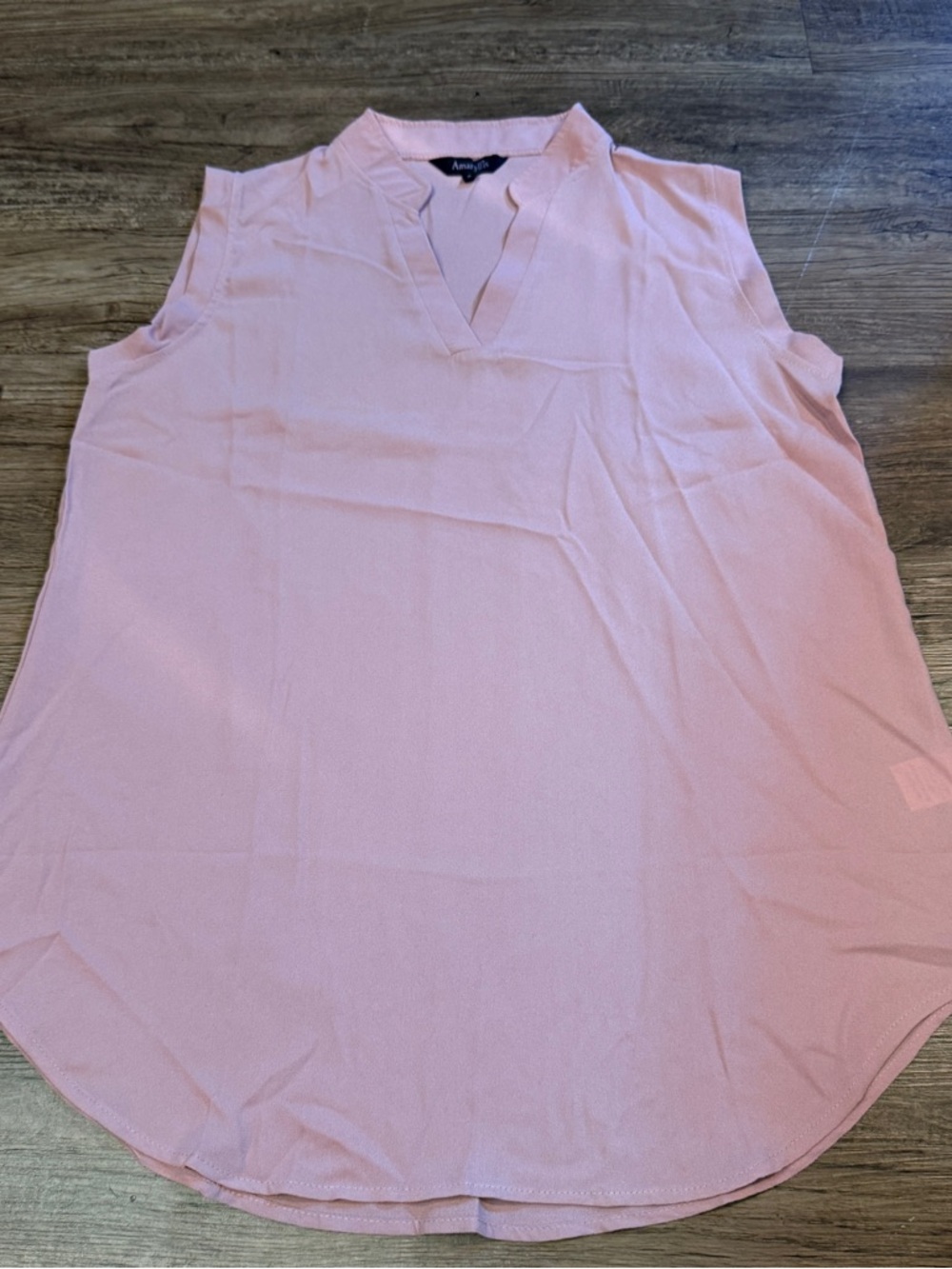 Amaryllis Light Pink Sleeveless V-Neck Camisole